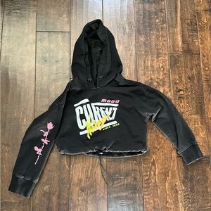 Black Cropped Noize Hoodie with Graphic Print